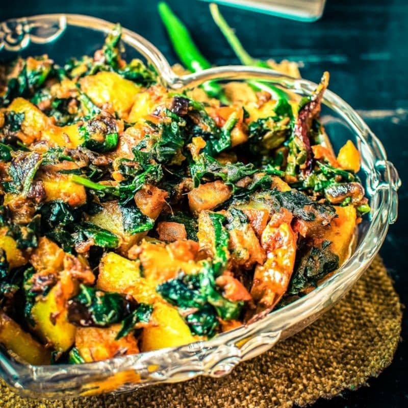 9(b). Spinach & Aloo